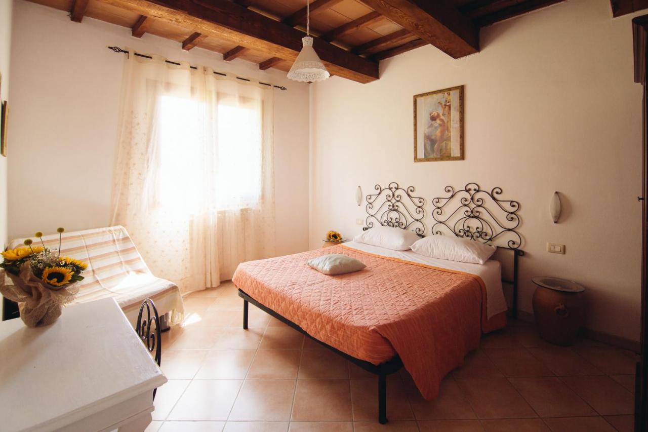 Agriturismo Le Giare Bagno Roselle 外观 照片